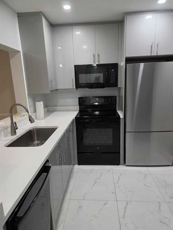 4163 Nw 90th Ave #202 - Photo 3 of 14