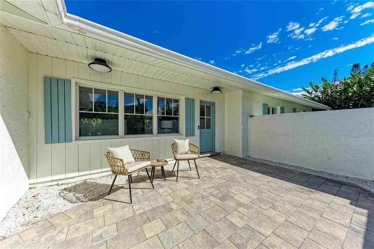 431 Island Cir - Photo 6 of 50