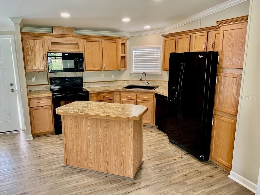 6632 Jack St - Photo 3 of 25