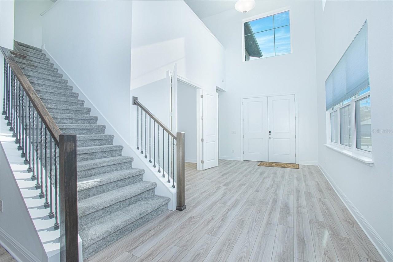 12034 Sprite Ln - Photo 2 of 39