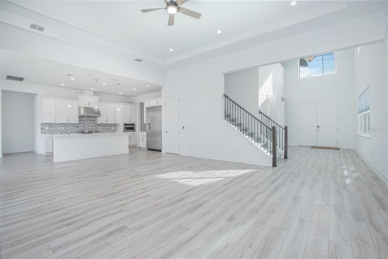 12034 Sprite Ln - Photo 3 of 39