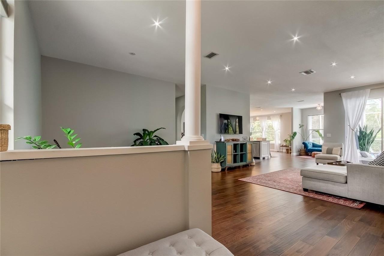 12943 Royal George Ave - Photo 4 of 50