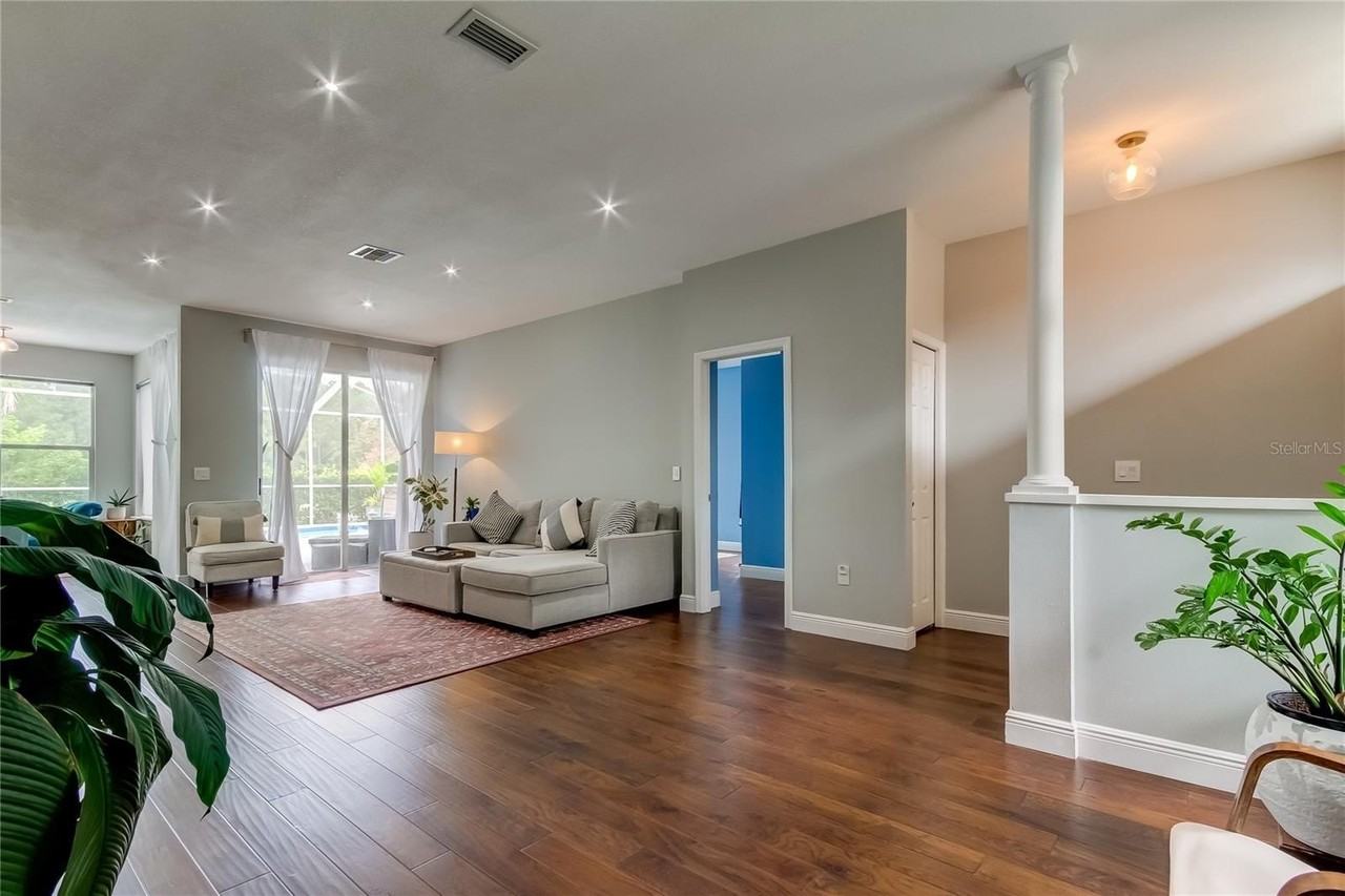 12943 Royal George Ave - Photo 7 of 50