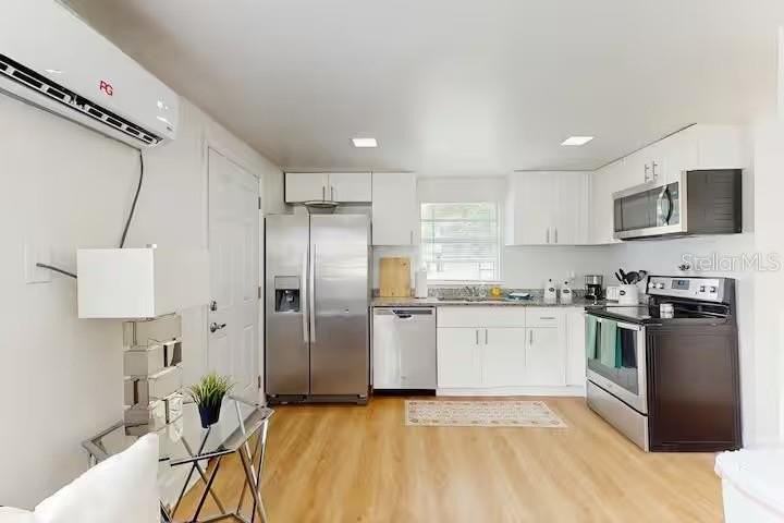 4214 W Ohio Ave - Photo 4 of 17