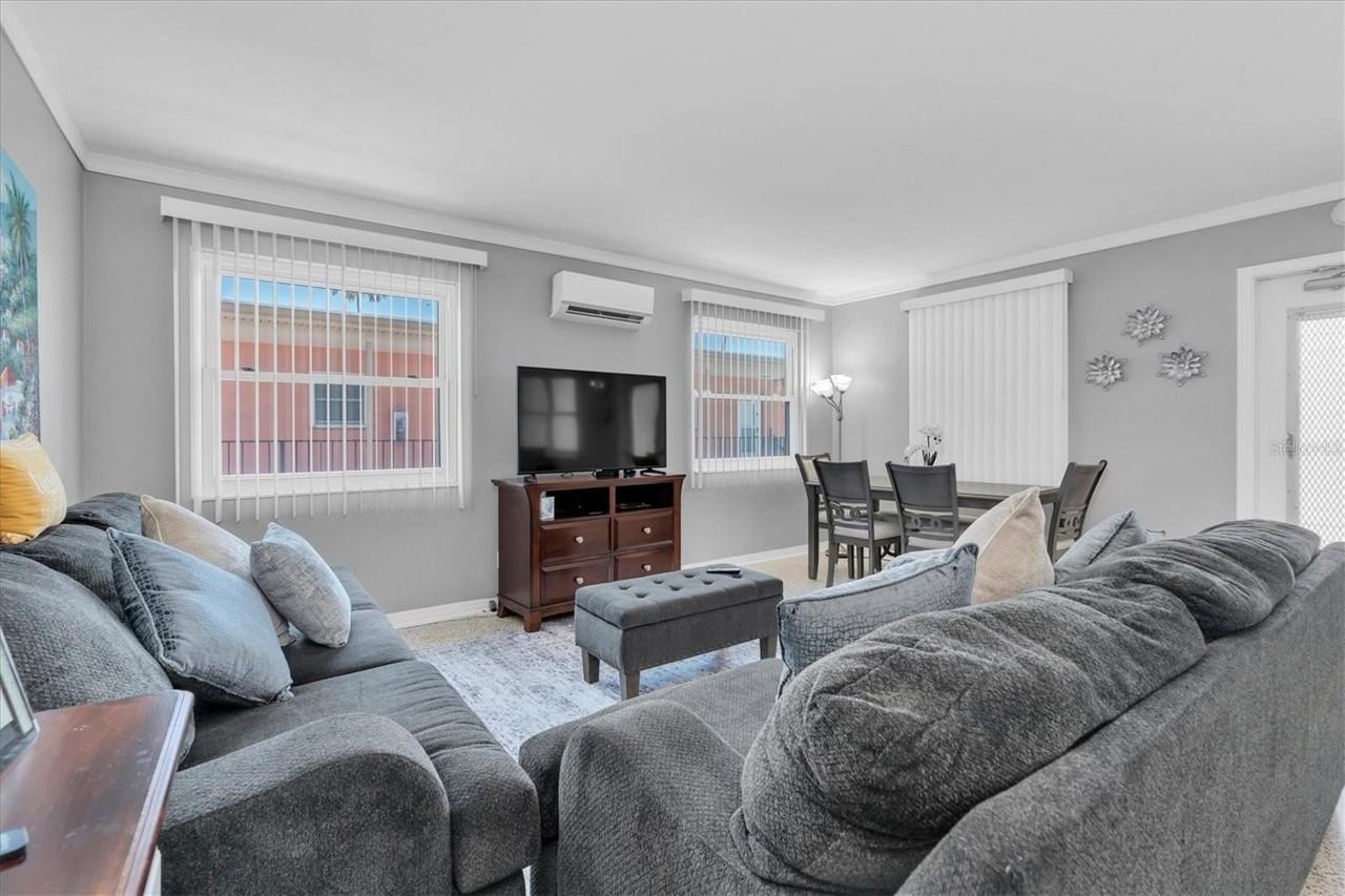 121 46th Ave #2A - Photo 7 of 15