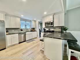 596 Vernon St - Photo 1 of 1