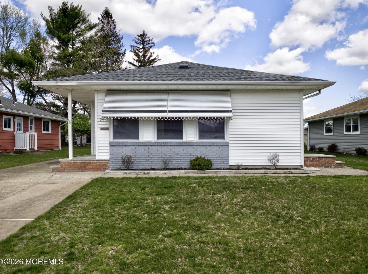 59 Guadeloupe Dr - Photo 3 of 28
