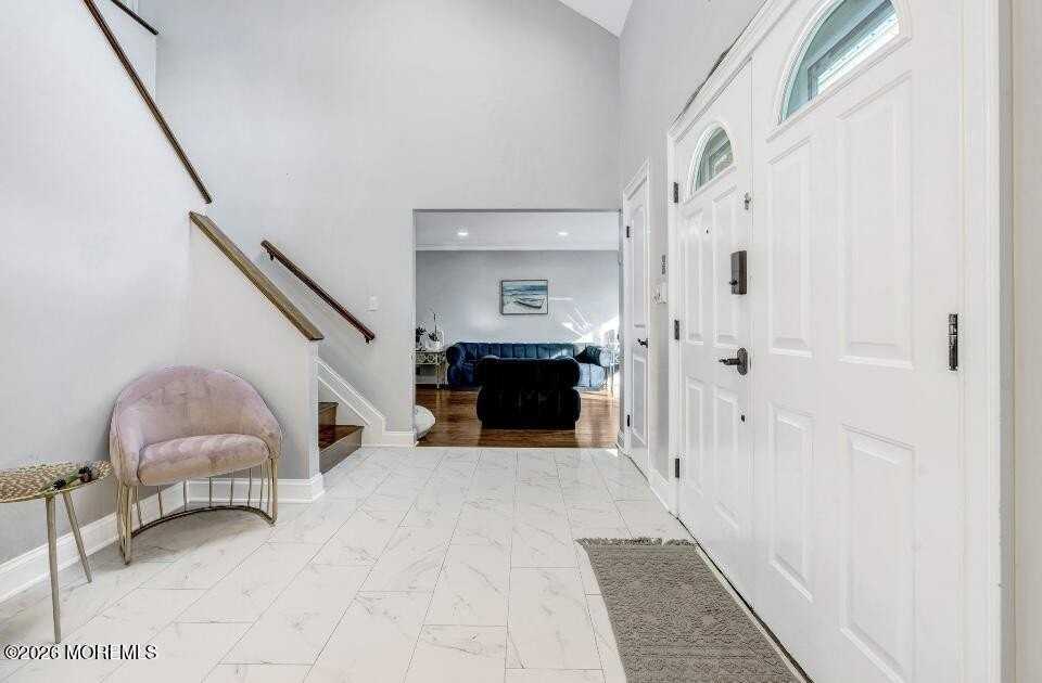 28 Musket Ln - Photo 6 of 34