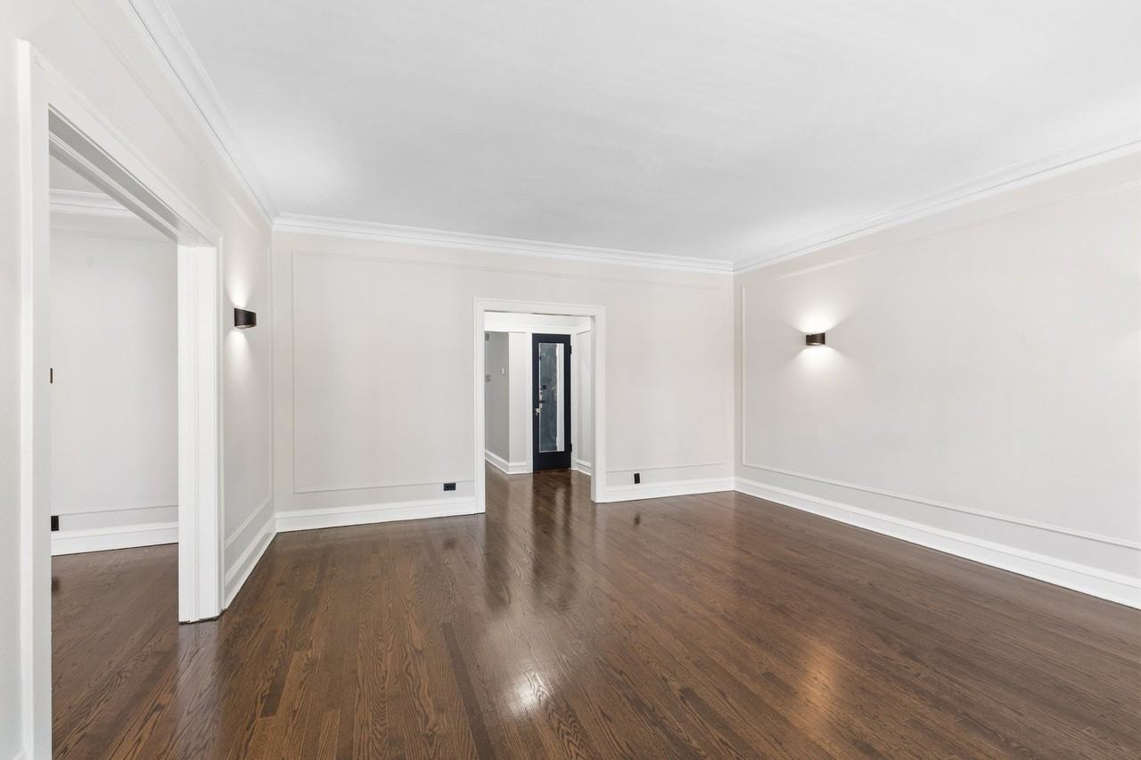 6851 S Paxton Ave #1N - Photo 4 of 14