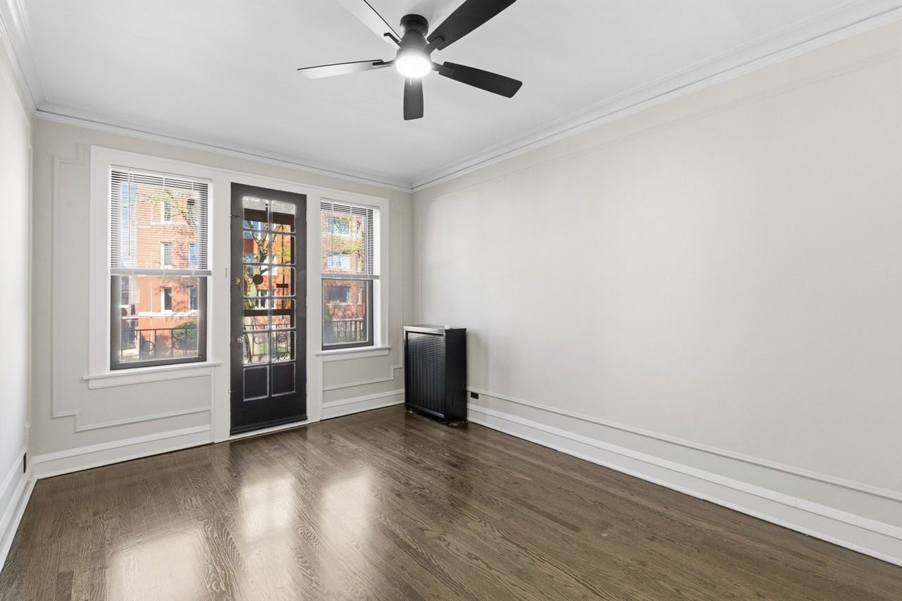 6851 S Paxton Ave #1N - Photo 6 of 14