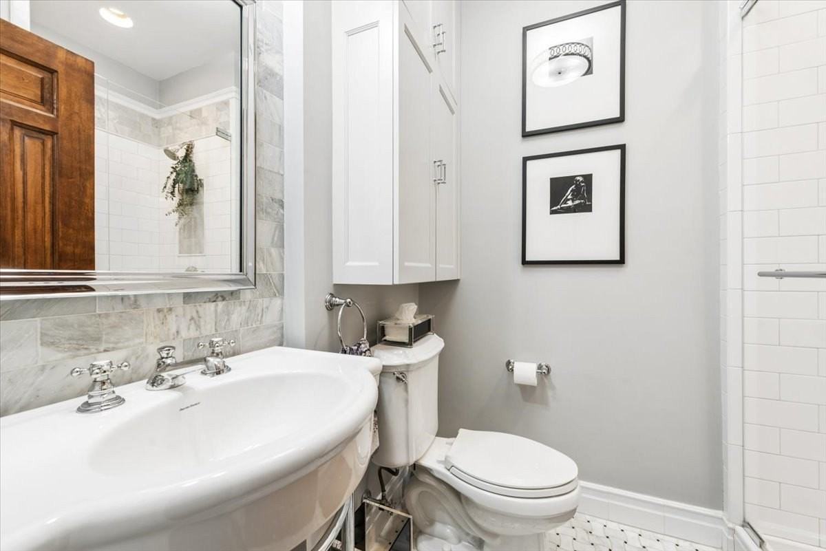 42 E Cedar St #3 - Photo 3 of 18