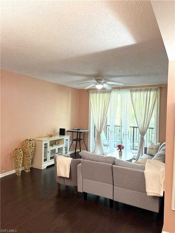 1105 Reserve Ct #206 - Photo 5 of 23