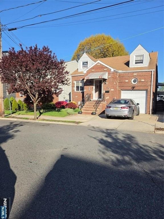 509 Saint Pauls Ave 2nd Fl