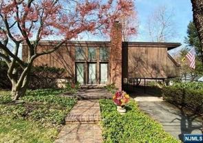 46 Madison Ave - Photo 1 of 1