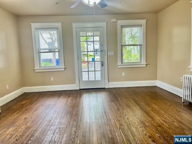 144 Phelps Ave - Photo 2 of 17