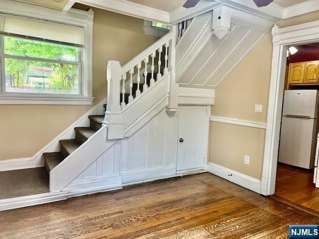 144 Phelps Ave - Photo 7 of 17