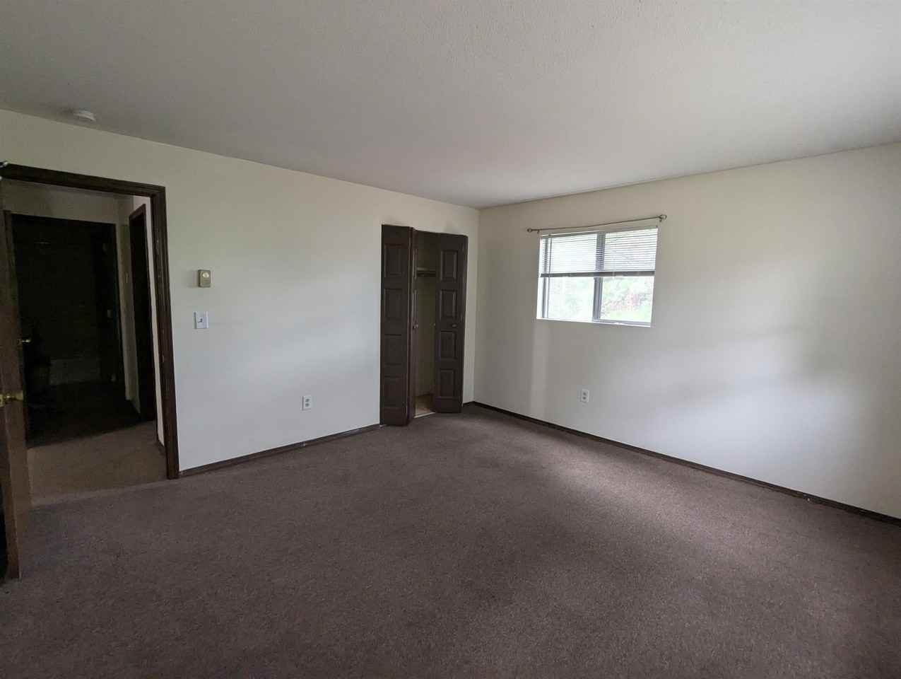 112 Capital Hill Dr - Photo 7 of 13