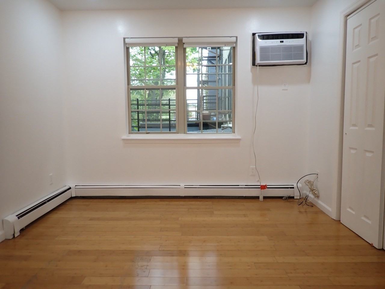 334 Saratoga Ave #2 - Photo 5 of 12