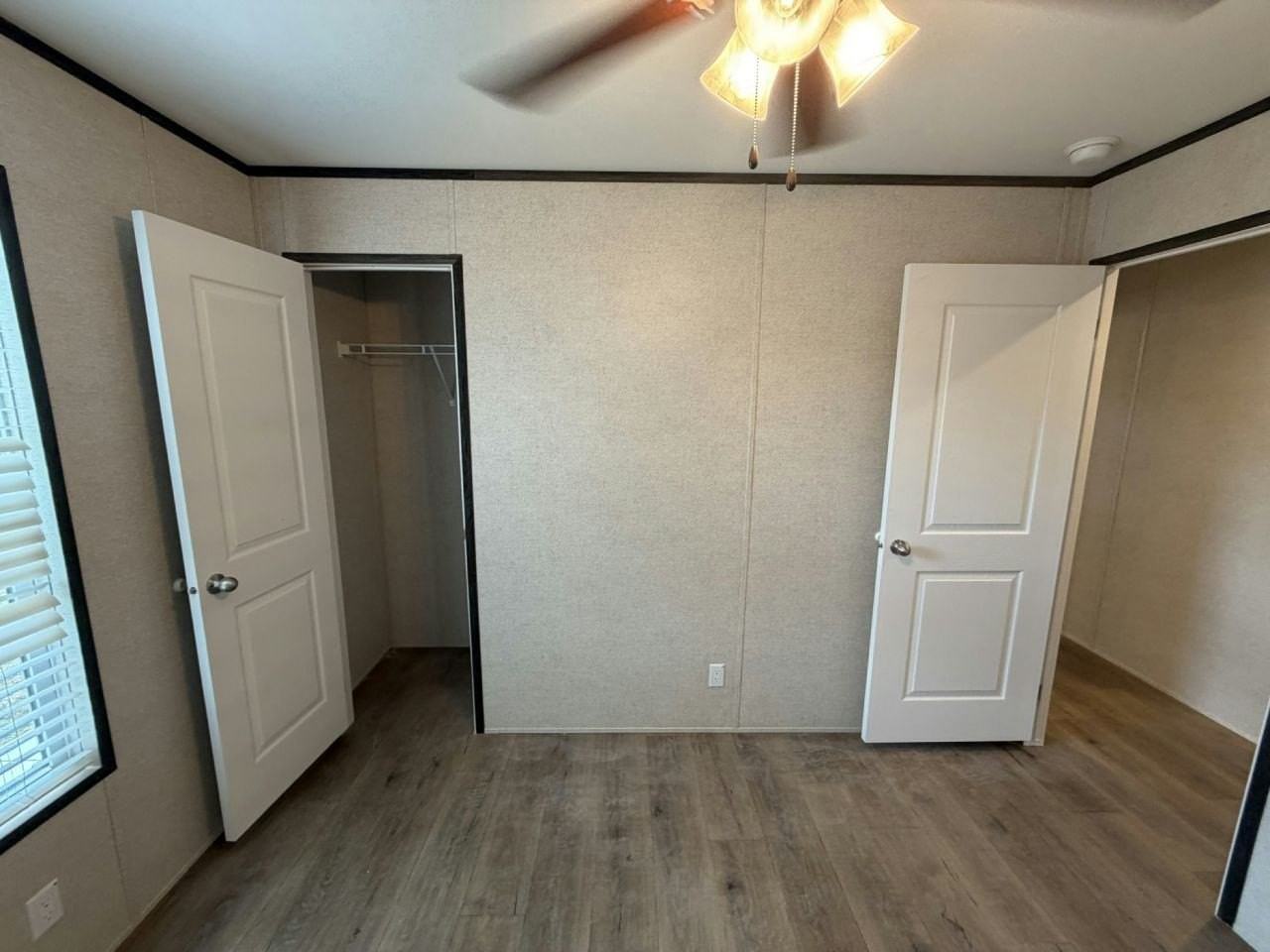 131 Lakeside Garden Cir #131 - Photo 7 of 25