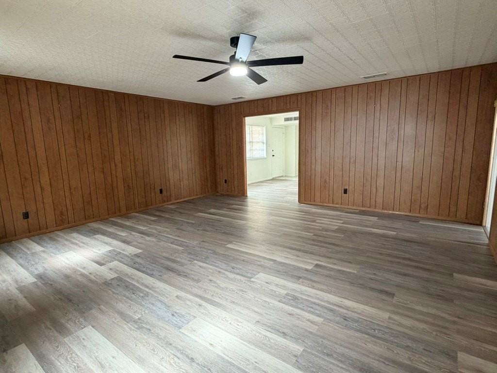 3916 Boulder Ave - Photo 5 of 23