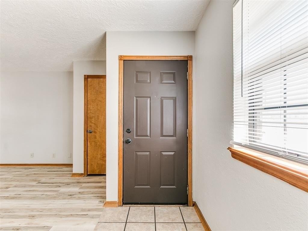 1200 N Crawford Ave - Photo 3 of 22