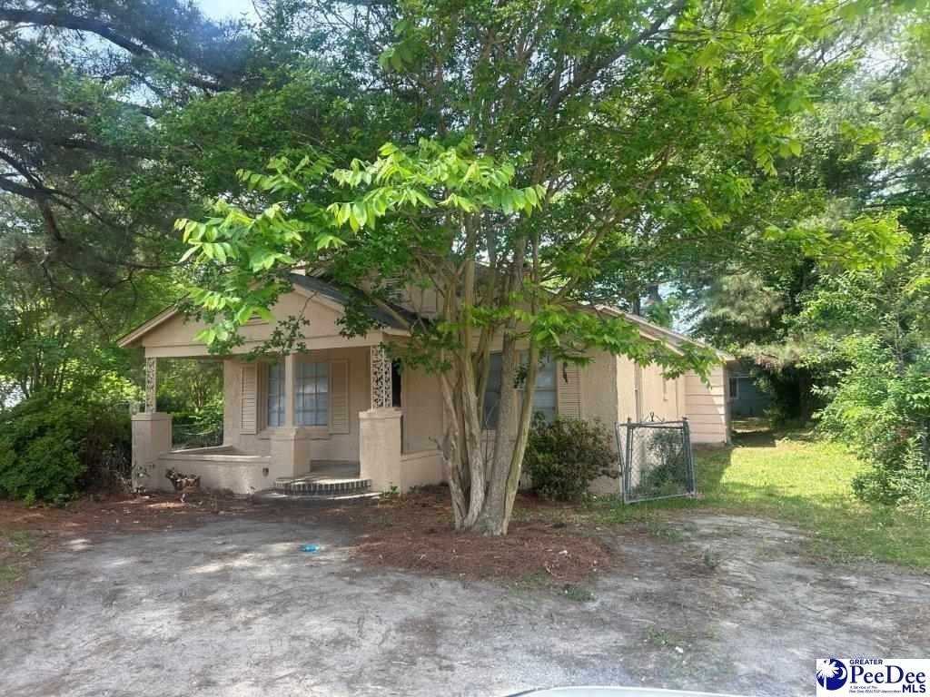 801 Chase St - Photo 2 of 11