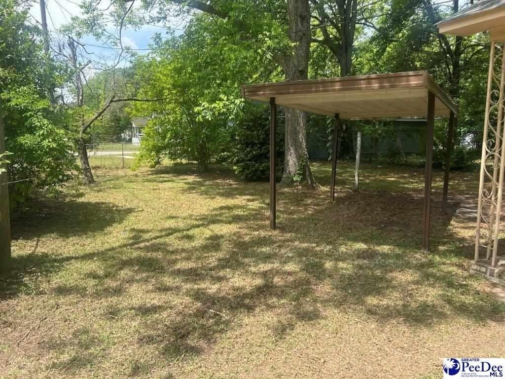 801 Chase St - Photo 4 of 11