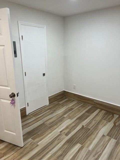 1858 Dewey St - Photo 6 of 8
