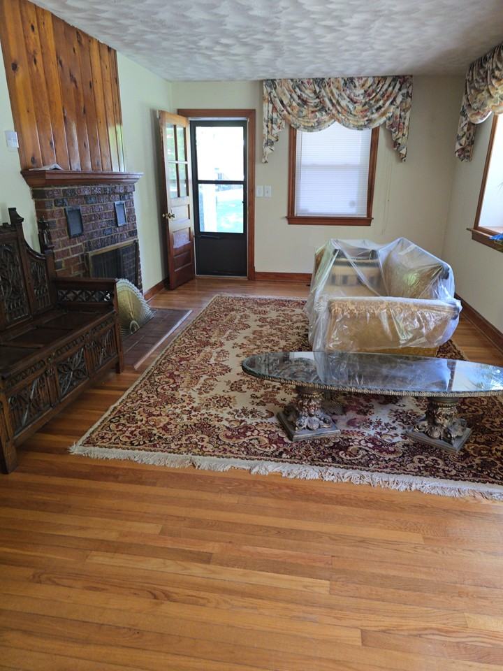 9517 Brock Rd #1 - Photo 4 of 28