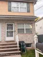 featured image of 47 Arcadia Pl