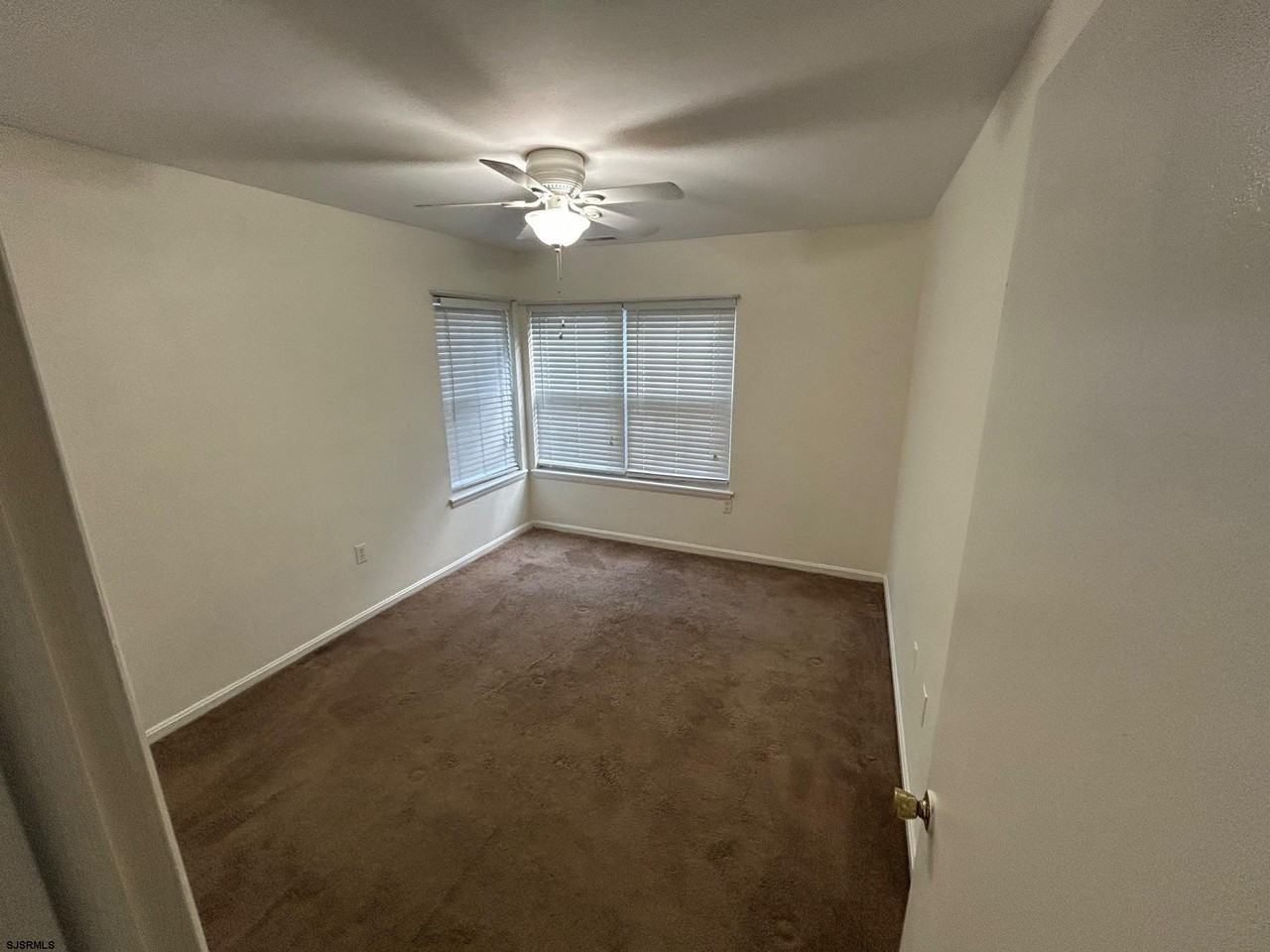 187 Meadow Ridge Rd - Photo 2 of 14