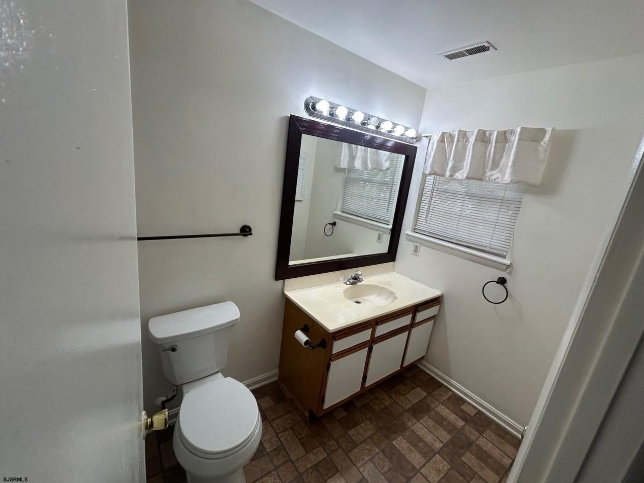 187 Meadow Ridge Rd - Photo 7 of 14