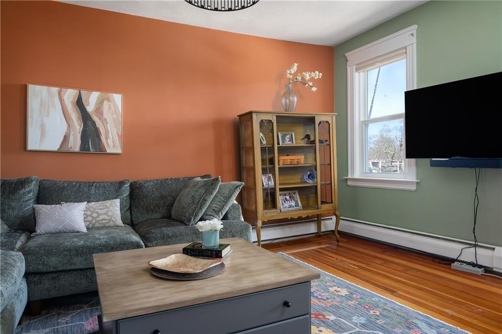 8 Blackstone Blvd - Photo 6 of 15
