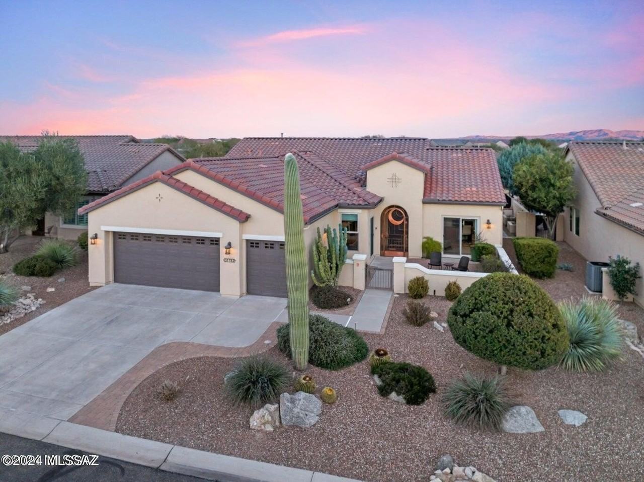 31793 S Gulch Pass Rd - Photo 2 of 49