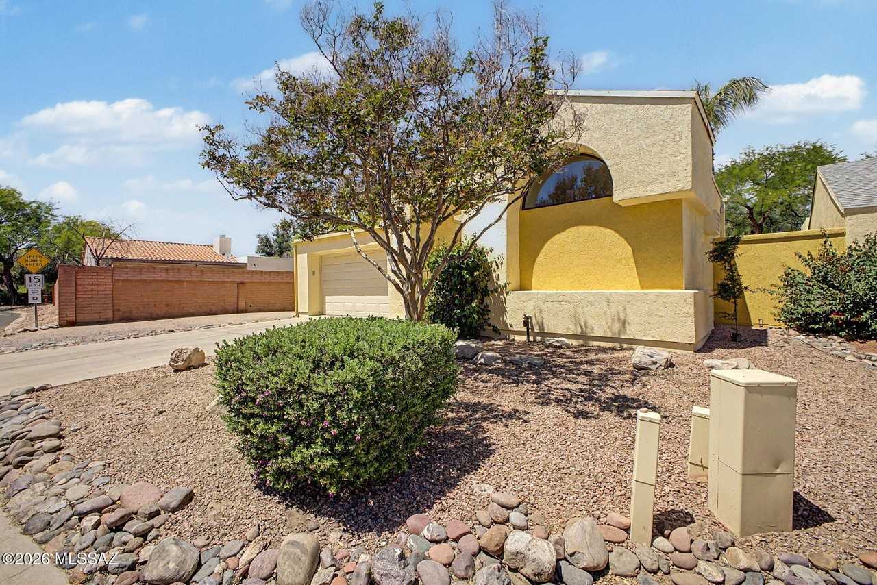 5250 E Woodspring Dr - Photo 4 of 46