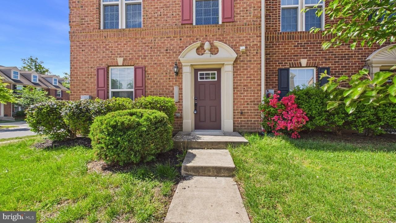 5423 Saint Rita Dr - Photo 4 of 50