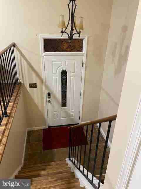 695 Mount Lubentia Ct W - Photo 2 of 26