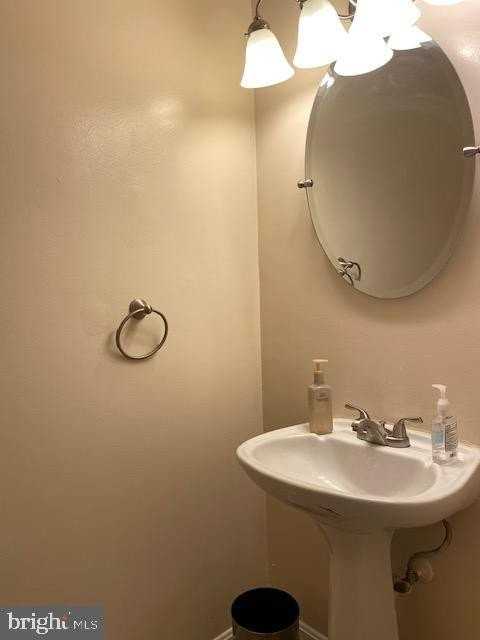 695 Mount Lubentia Ct W - Photo 6 of 26