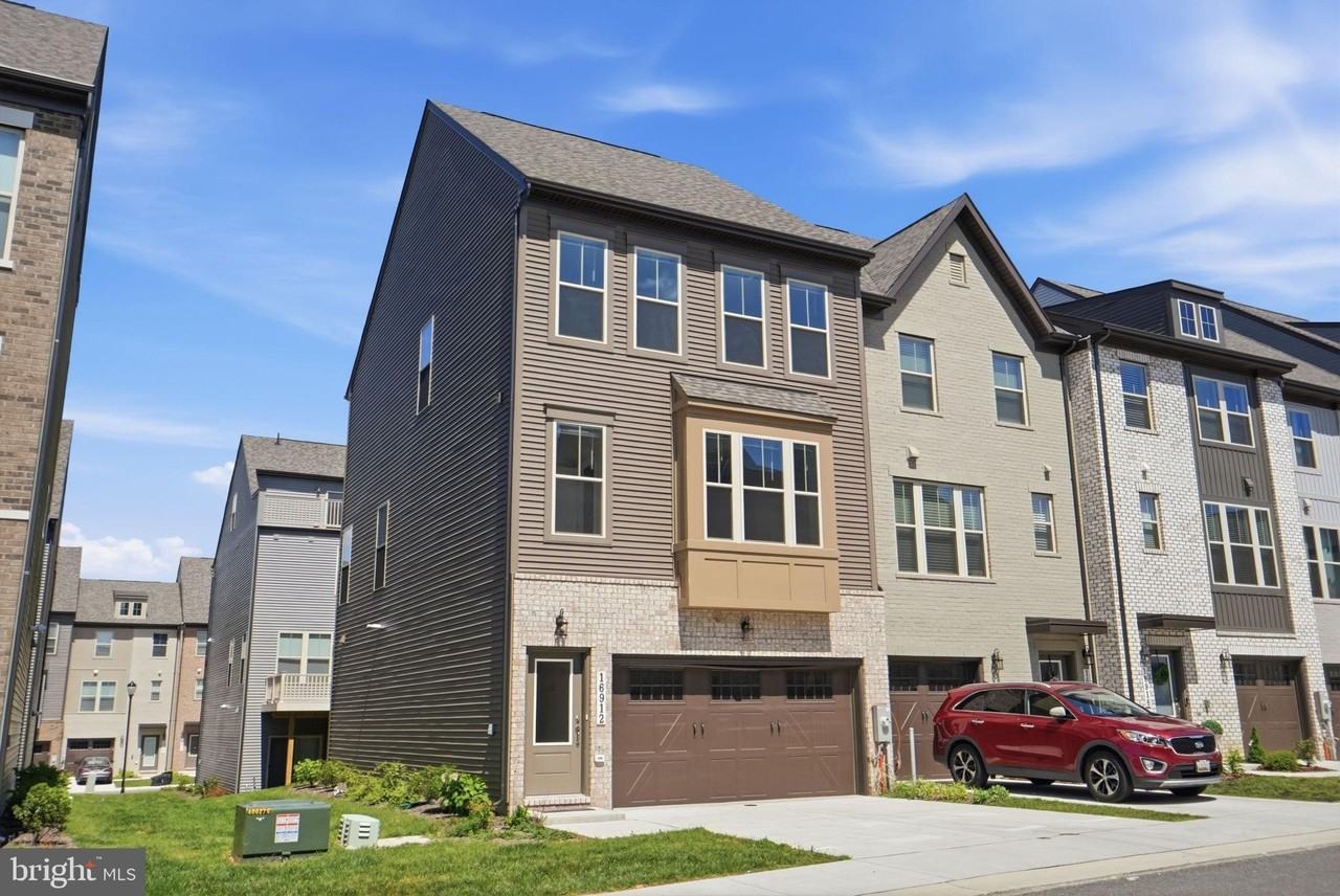 16912 Saint William Way - Photo 3 of 29