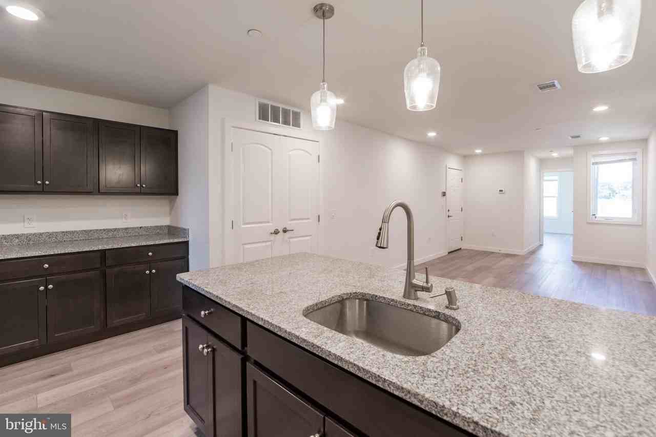 3102 N Broad St #3 - Photo 4 of 22