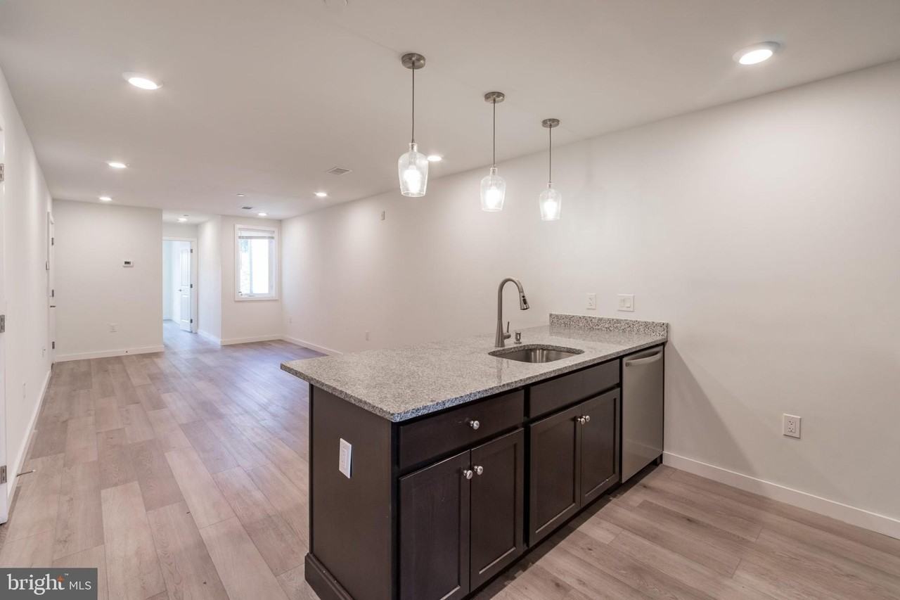3102 N Broad St #3 - Photo 5 of 22