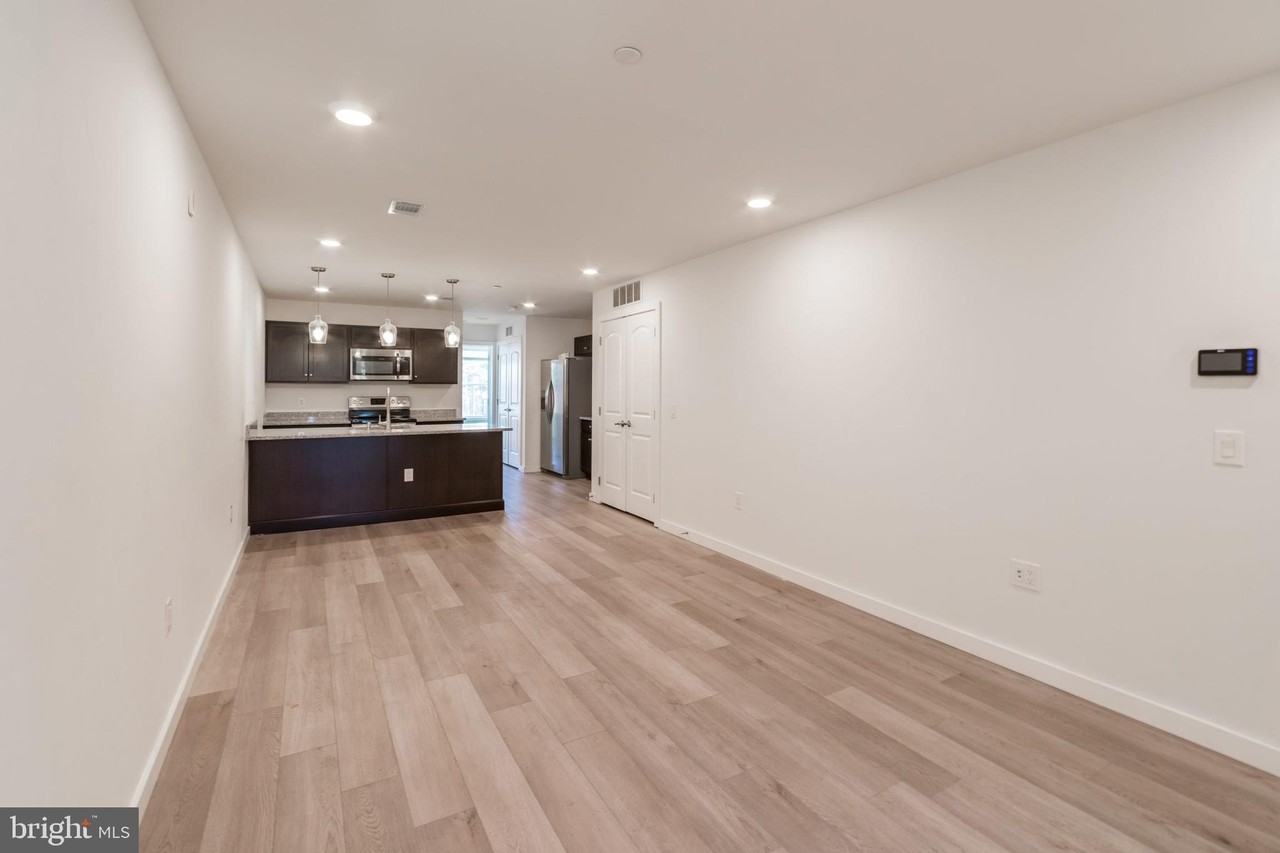 3102 N Broad St #3 - Photo 6 of 22