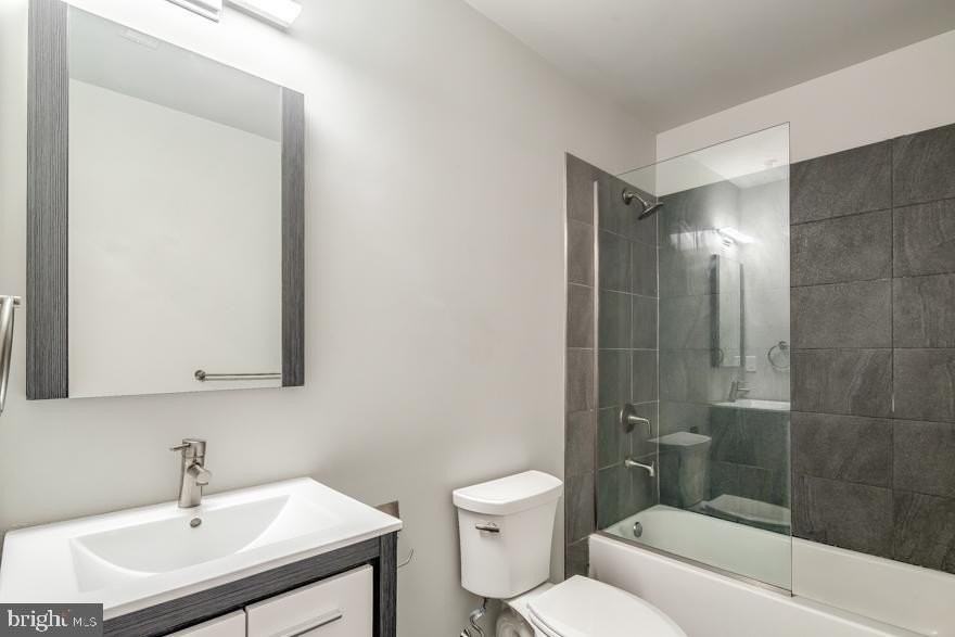 412 S 13th St #209 - Photo 4 of 17