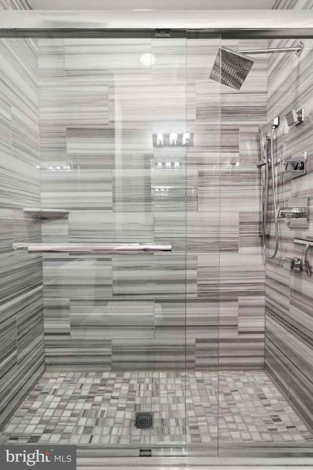 1401 N 5th St #313 - Photo 7 of 14