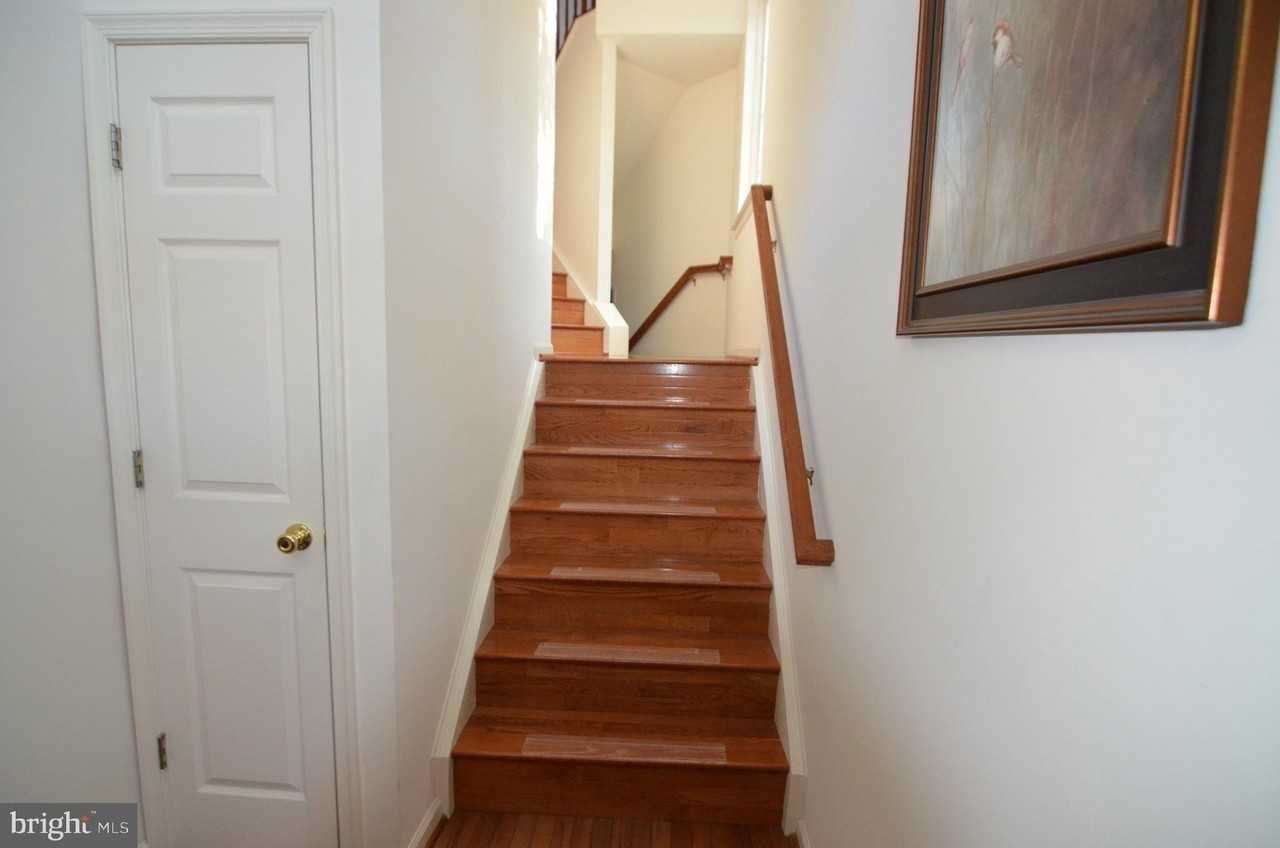 2946 Saxon Flowers Dr - Photo 3 of 44
