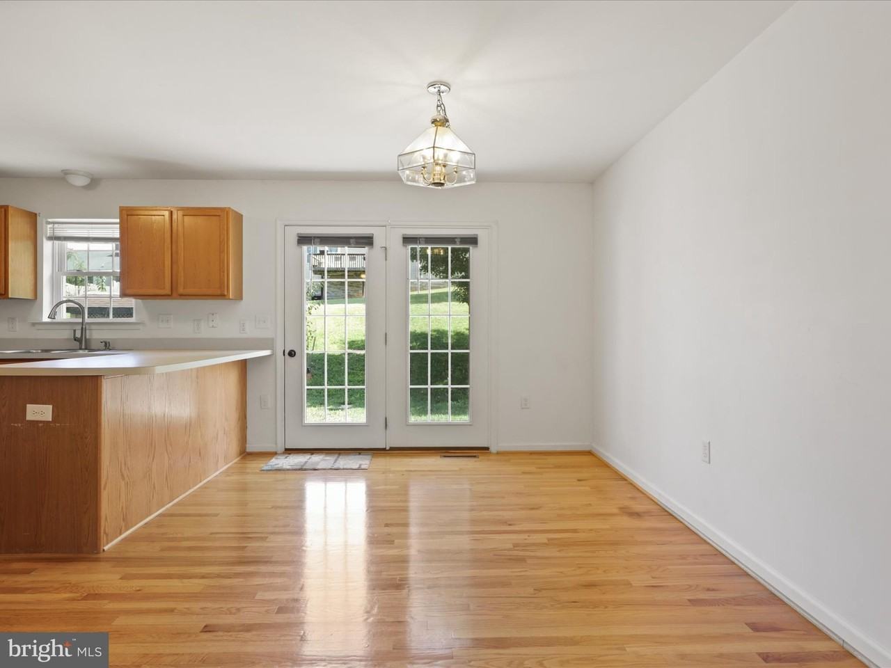 1114 Ashby St - Photo 6 of 23