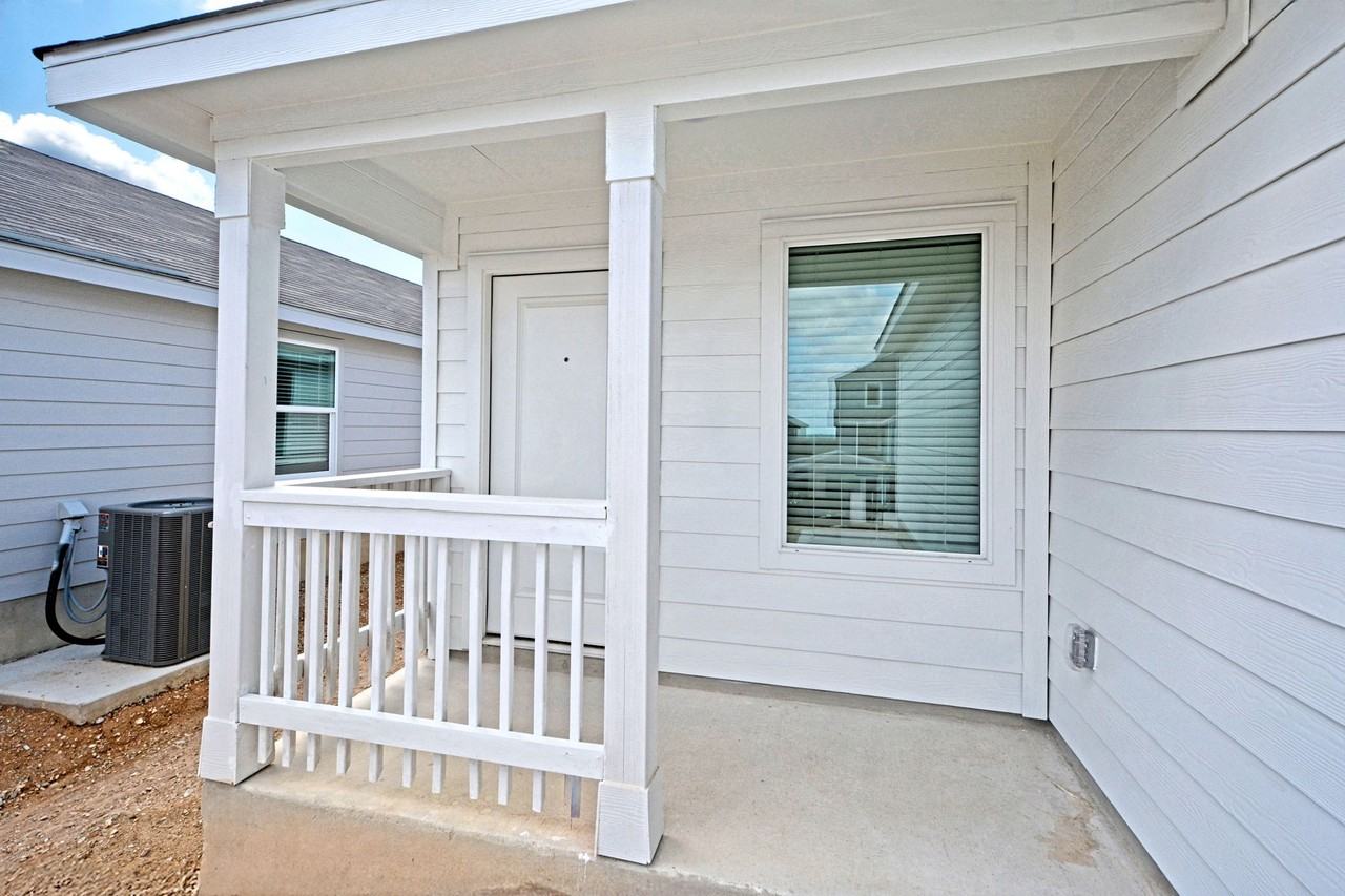 429 Payton Pl #1 - Photo 2 of 46