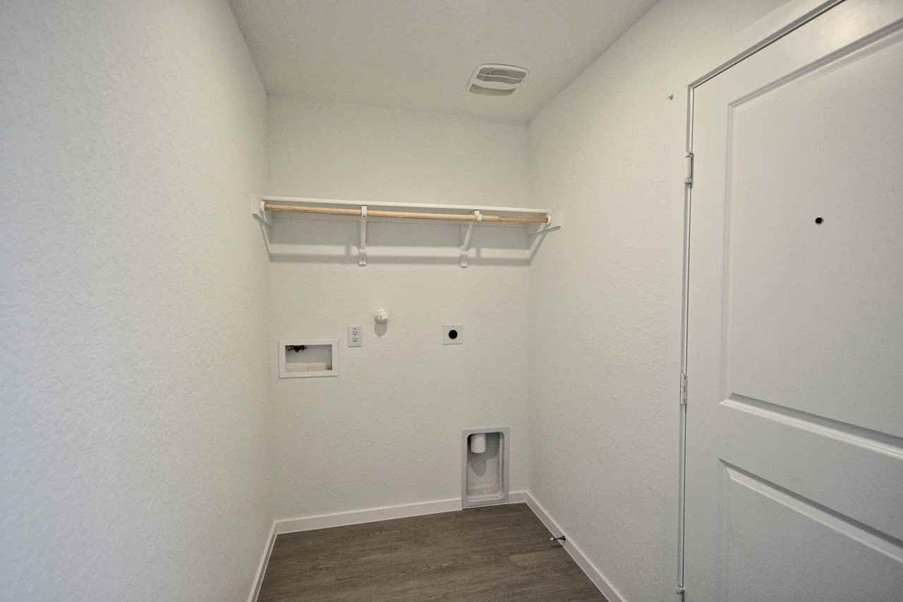 429 Payton Pl #1 - Photo 3 of 46