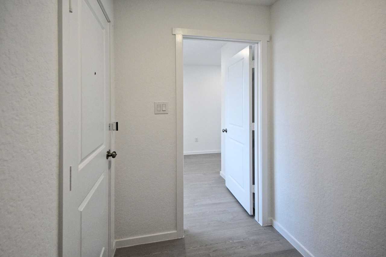429 Payton Pl #1 - Photo 4 of 46