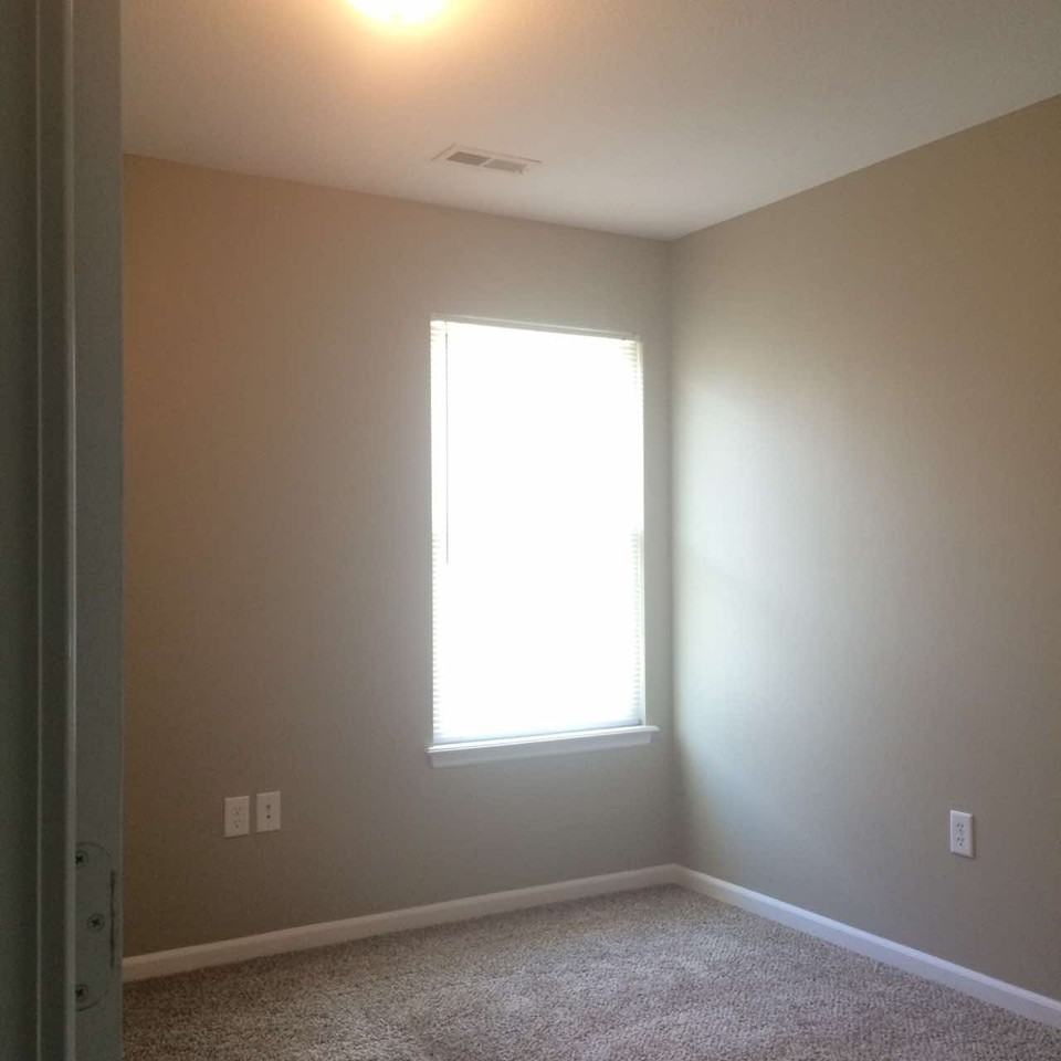 613A W Market St #2 - Photo 4 of 13
